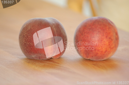 Image of Peaches on table