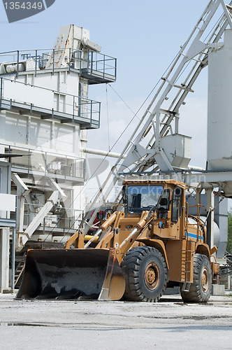 Image of Factory for production of asphalt