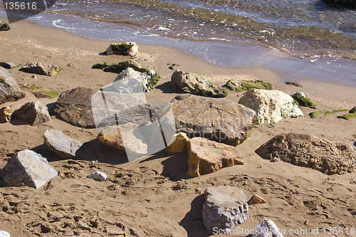 Image of rocks on the beach