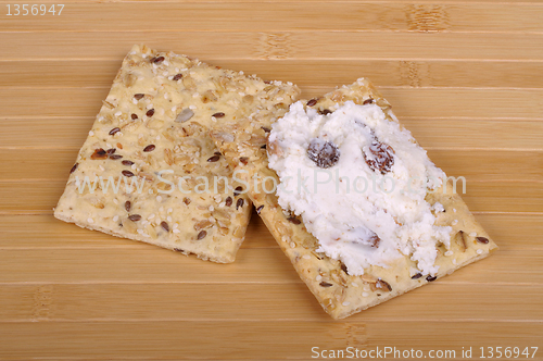 Image of biscuits with cheese and raisins