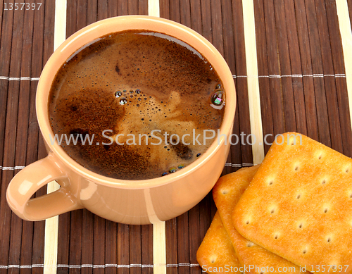 Image of coffee and crackers