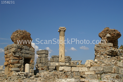 Image of Greek ancient column and remains