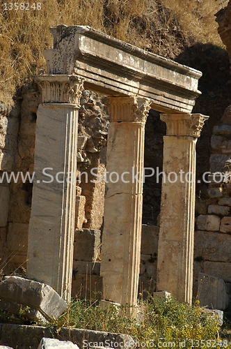 Image of ancient ruins in Ephesus