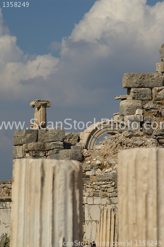 Image of ancient ruins in Ephesus