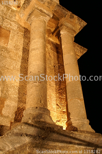 Image of ancient temple in Rhodos