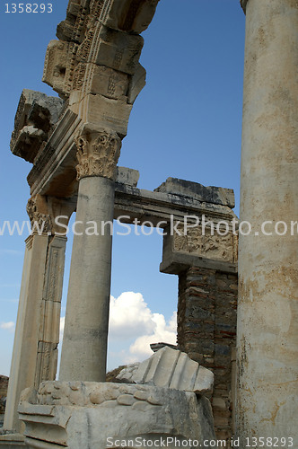 Image of Greek and roman ruins