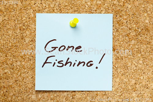 Image of GONE FISHING! sticky note