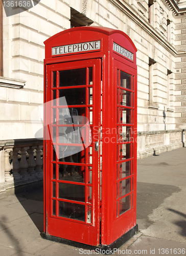 Image of London telephone box