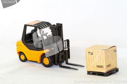 Image of Forklift unload