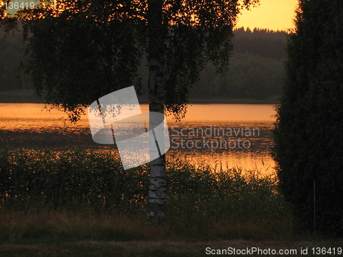 Image of sunset by a lake