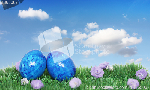 Image of Decoration with blue eggs 