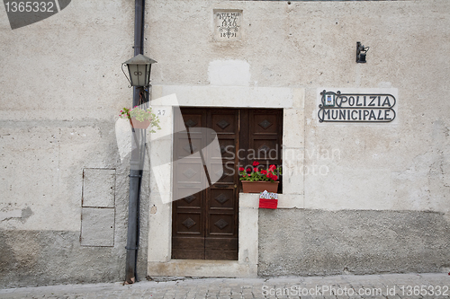 Image of Closed police station