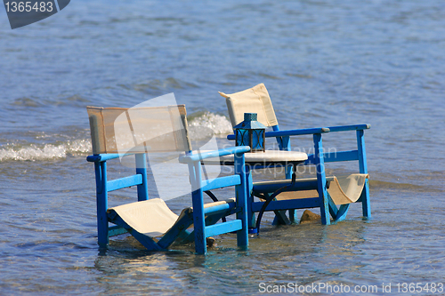 Image of Table in the sea