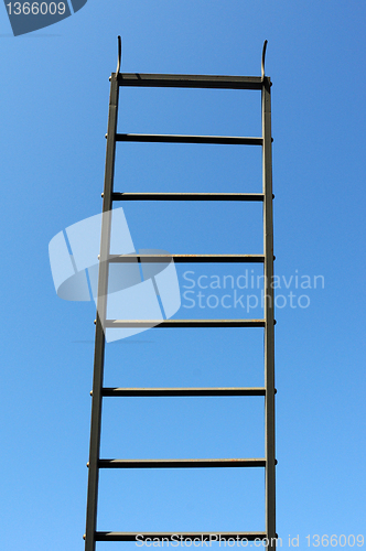 Image of Scaling ladder