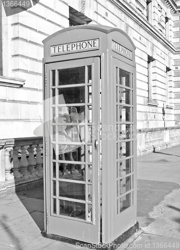 Image of London telephone box