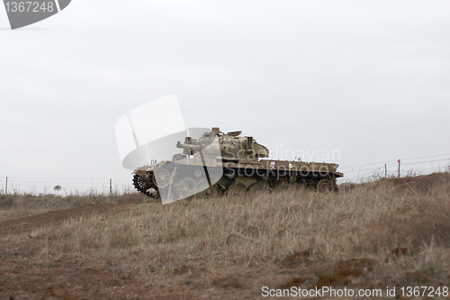 Image of Israeli tank on Golan heights