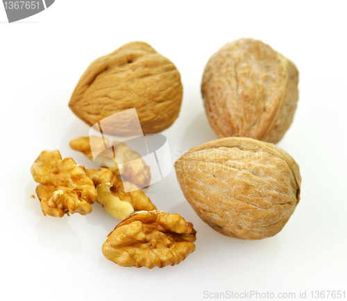 Image of walnuts 