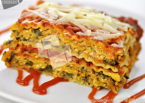 Image of lasagna with vegetables