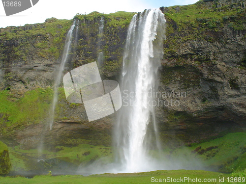 Image of Seljalandsfoss in Iceland