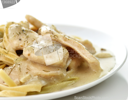 Image of chicken with spinach pasta