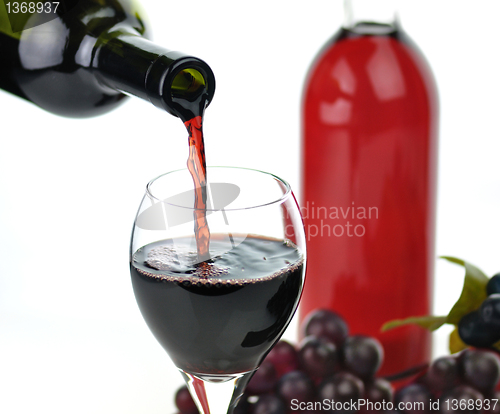 Image of red wine