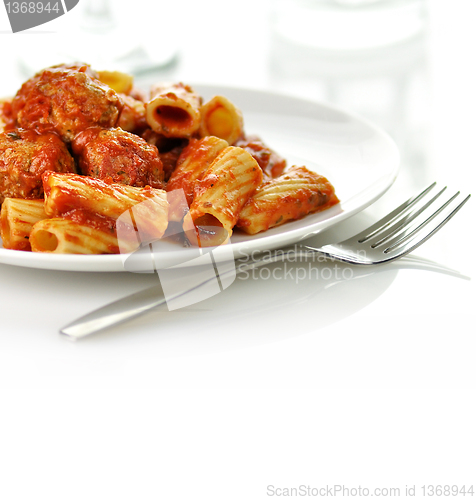 Image of Rigatoni with tomato sauce and meatballs.