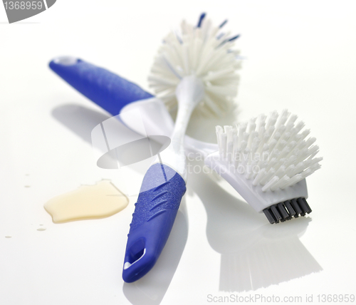 Image of plastic brushes