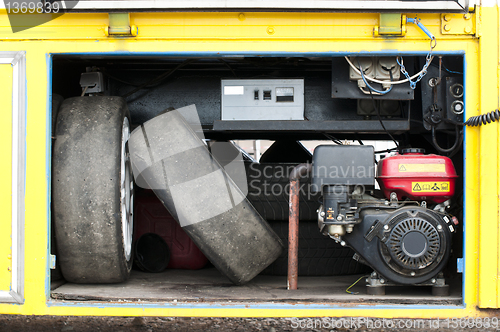 Image of Tires and compressor