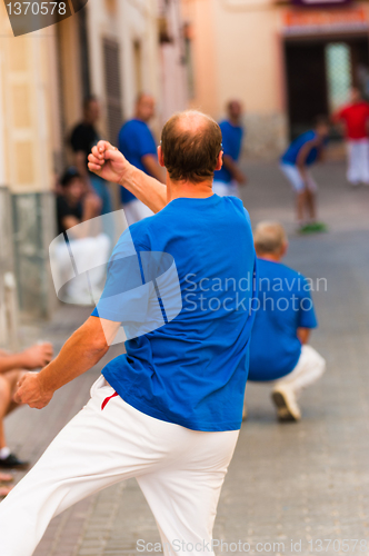 Image of Pelota serve