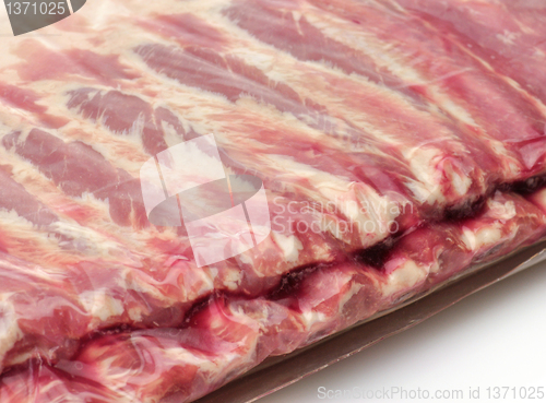 Image of raw ribs close up 