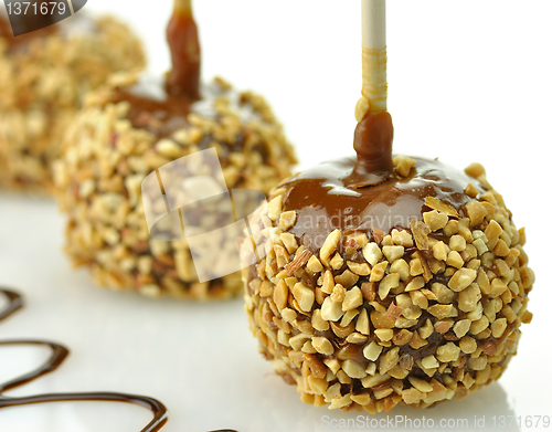 Image of Candy apples with caramel sauce