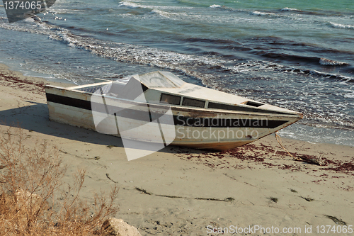 Image of Old boat.