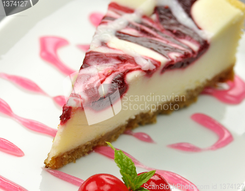 Image of cheesecake with cherry 