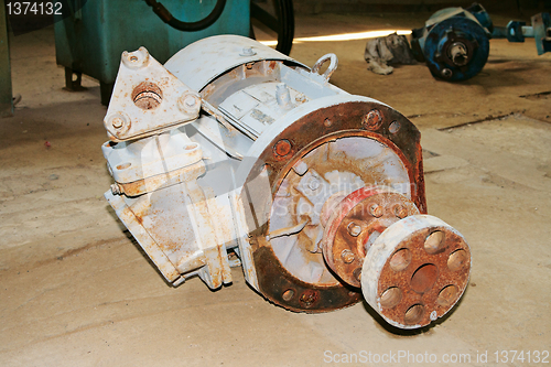 Image of Old electric motor.