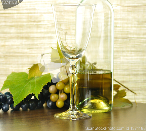 Image of white wine