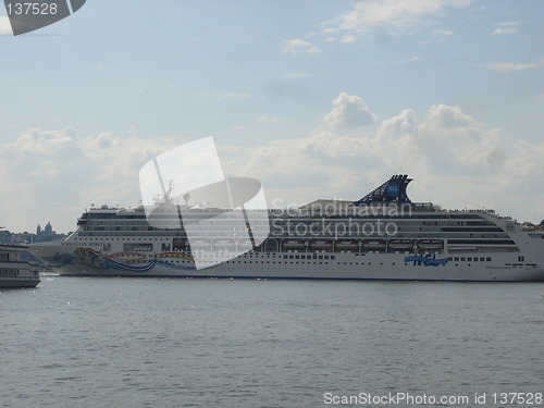 Image of Cruise Ship