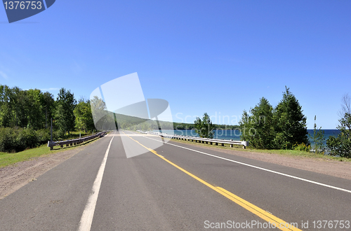 Image of empty road  