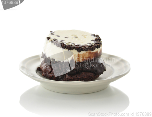 Image of fudge brownie with ice cream 