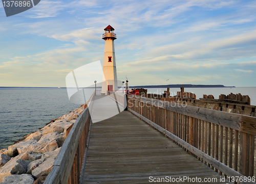 Image of lighthouse at sunset