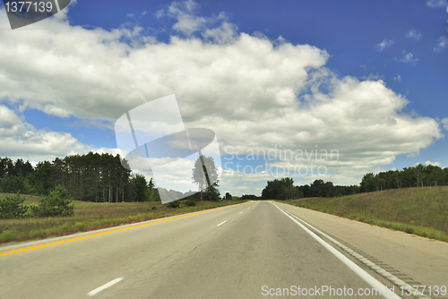 Image of road and beautiful sky 