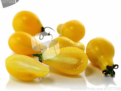 Image of yellow tomatoes