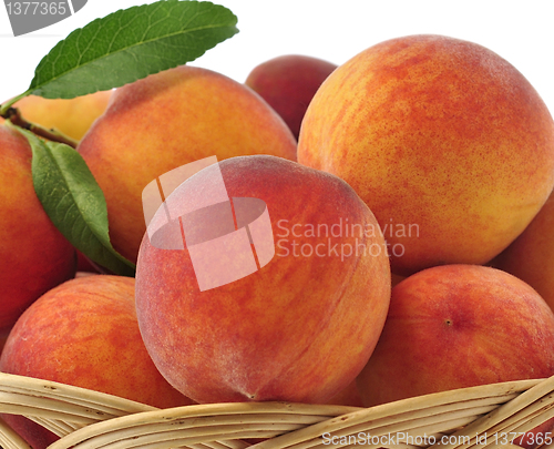 Image of peaches