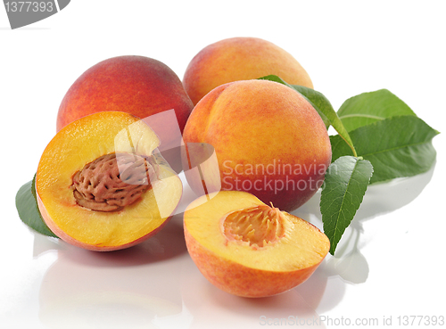 Image of peaches