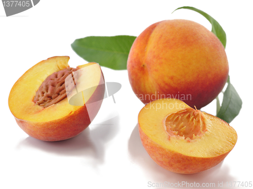 Image of peaches