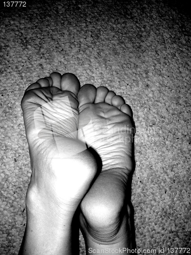 Image of feet 11