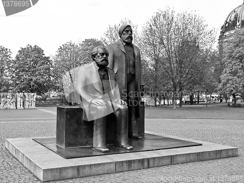 Image of Marx-Engels Forum statue