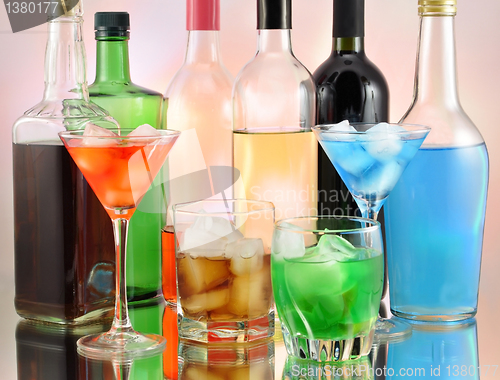 Image of variety of alcoholic drinks 