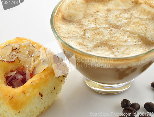 Image of coffee and cupcake 