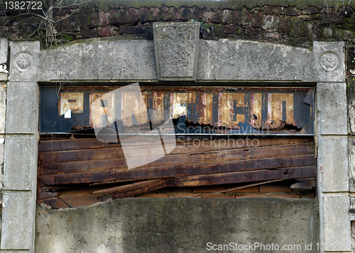 Image of Abandoned store