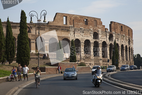 Image of Traffic by Colosseum